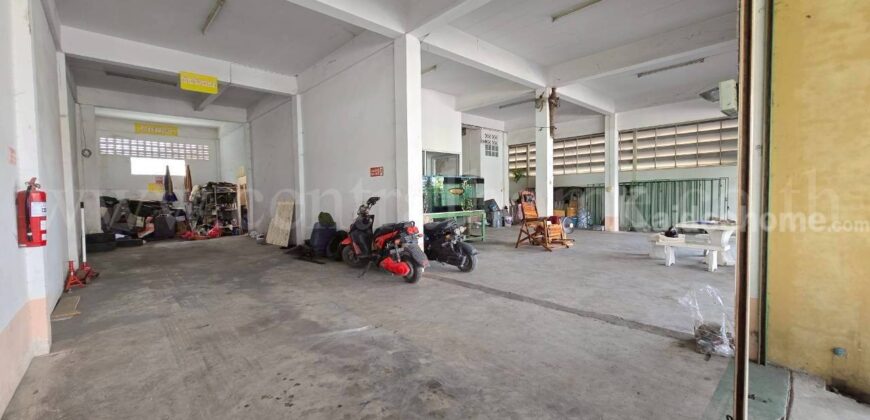 อาคารพาณิชย์ 4 ชั้น 3 คูหา ลาดหลุมแก้ว ติดถนน ปทุมธานี – บางเลน 