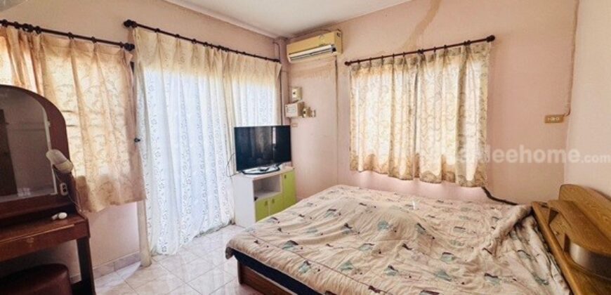 ขายบ้านพร้อมที่ดิน ในตัวเมืองพิษณุโลก 2 ชั้น มีดาดฟ้า เนื้อที่ 42 ตร.ว. แถมฟรีเฟอร์นิเจอร์ พร้อมเข้าอยู่ โทร 081-9629980 ขายบ้านพร้อมที่ดิน ในตัวเมืองพิษณุโลก 2 ชั้น มีดาดฟ้า เนื้อที่ 42 ตร.ว. แถมฟรีเฟอร์นิเจอร์ พร้อมเข้าอยู่ โทร 081-9629980