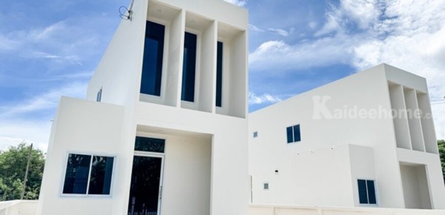 บ้านใหม่โมเดิร์น 2 ชั้น ลำพูน 1.29 ล้าน! 50ตรว. ฟรีโอน! ใกล้เมือง-รพ. 5 นาที โทร 093-584-6654