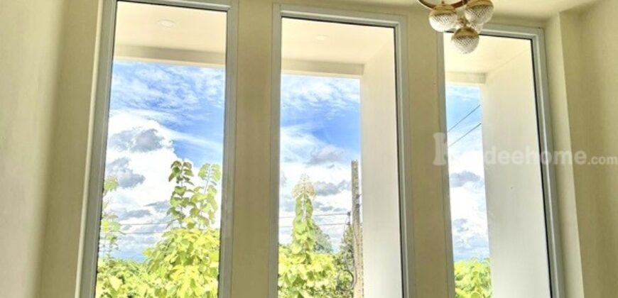 บ้านใหม่โมเดิร์น 2 ชั้น ลำพูน 1.29 ล้าน! 50ตรว. ฟรีโอน! ใกล้เมือง-รพ. 5 นาที โทร 093-584-6654