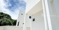 บ้านใหม่โมเดิร์น 2 ชั้น ลำพูน 1.29 ล้าน! 50ตรว. ฟรีโอน! ใกล้เมือง-รพ. 5 นาที โทร 093-584-6654