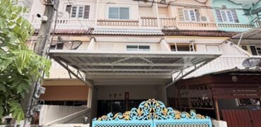 ให้เช่า ทาวเฮ้าส์ 3ชั้น 3ห้องนอน หมู่บ้าน สินทวีแกรนด์วิลเลจน์ รีโนเวท บ้านพร้อมอยู่ บ้านเปล่า โทร 0818218151