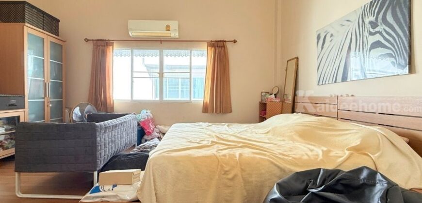 ขาย!! ทาวน์โฮม 3 ชั้น ปริญลักษณ์ เอกชัย-บางบอน (ขนาด 22 ตร.ว.) ซ.เอกชัย 87/1 บางบอน กรุงเทพมหานคร : Prinyaluck Ekachai-Bangbon