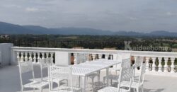 ขายบ้านพักตากอากาศเขาใหญ่ โครงการ ดิไอรี่ The Eyrie (ติดทอสคาน่า) 5 ห้องนอน พร้อมดาดฟ้าเทควิวอุทยานแห่งชาติเขาใหญ่ สนามกอล์ฟToscana เหมาะไว้พักผ่อนลงทุนปล่อยเช่า บ้านบนเนินเขาใหญ่ ปากช่อง สไตล์ทัสคานี 087-9074045