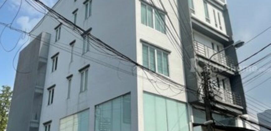 รหัสC6947 ให้เช่าโฮมออฟฟิศ 4.5ชั้น ถนนพระราม9 ใกล้เดอะไนน์ เหมาะทำออฟฟิศหรือโชว์รูม