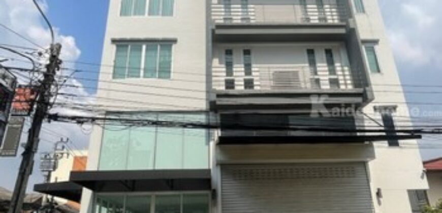 รหัสC6947 ให้เช่าโฮมออฟฟิศ 4.5ชั้น ถนนพระราม9 ใกล้เดอะไนน์ เหมาะทำออฟฟิศหรือโชว์รูม