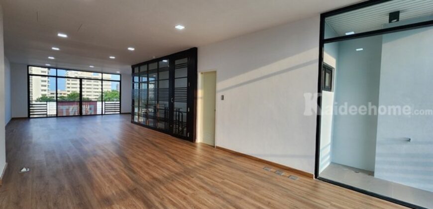 รหัสC6954 ให้เช่าโฮมออฟฟิศ 3.5ชั้น H-Cape Biz Sector อ่อนนุช สุขาภิบาล2 เหมาะกับหลายธุรกิจ