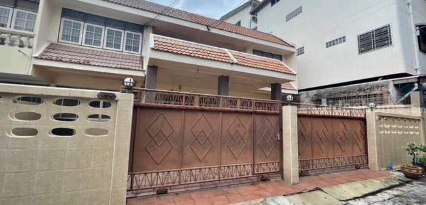 รหัสC6956 ให้เช่าบ้าน 2ชั้น ย่านถนนจรัญสนิทวงศ์ ท่าพระ เพชรเกษม ใกล้ MRTท่าพระ ใกล้ BTSตลาดพลู