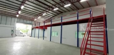 รหัสC6965 ให้เช่าโกดังพร้อมออฟฟิศ ถนนเชื่อมคลองมอญ ลาดกระบัง ใกล้เลียบมอเตอร์ ใกล้สนามบินสุวรรณภูมิ