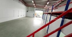 รหัสC6965 ให้เช่าโกดังพร้อมออฟฟิศ ถนนเชื่อมคลองมอญ ลาดกระบัง ใกล้เลียบมอเตอร์ ใกล้สนามบินสุวรรณภูมิ