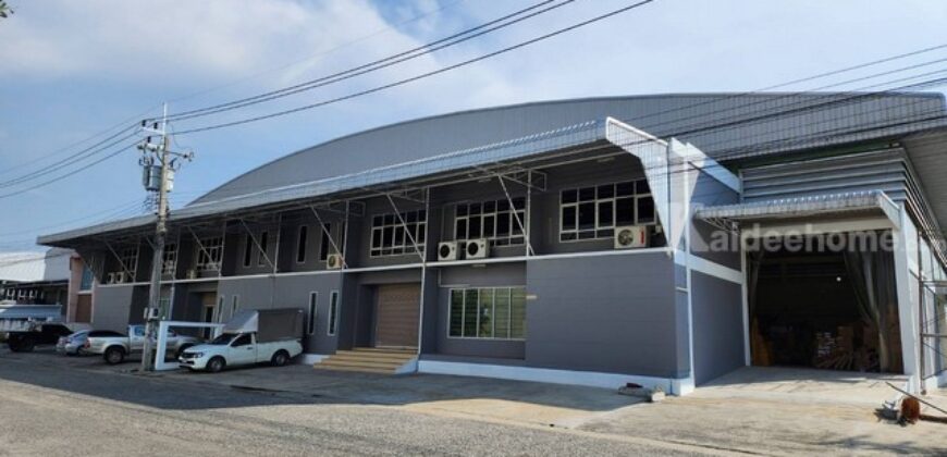 รหัสC6974 ให้เช่าโกดังขนาด 1,000 ตรม. ย่านแพรกษาใหม่ สมุทรปราการ