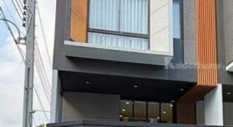 รหัสC6976 ให้เช่าทาวน์โฮม 3ชั้น โครงการชิเซน พัฒนาการ 32 Shizen Phatthanakan 32 เฟอร์ครบพร้อมอยู่