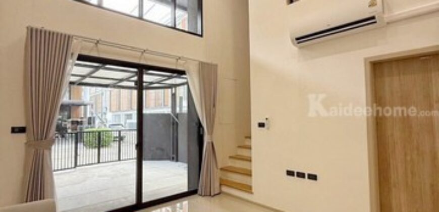 รหัสC6976 ให้เช่าทาวน์โฮม 3ชั้น โครงการชิเซน พัฒนาการ 32 Shizen Phatthanakan 32 เฟอร์ครบพร้อมอยู่