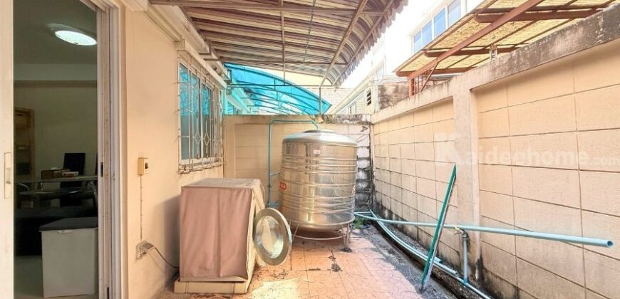 ขาย!! ทาวน์โฮม 3 ชั้น ปริญลักษณ์ เอกชัย-บางบอน (ขนาด 22 ตร.ว.) ซ.เอกชัย 87/1 บางบอน กรุงเทพมหานคร : Prinyaluck Ekachai-Bangbon