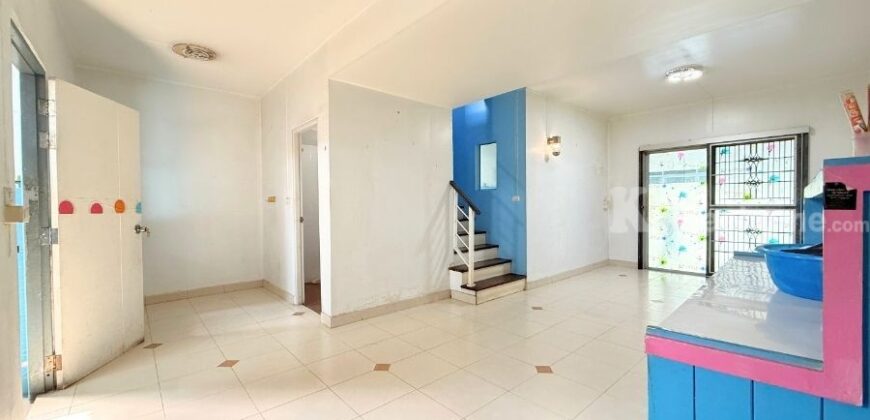 ขาย!! บ้านพฤกษา50 กรุงเทพ-ปทุมธานี ( ขนาด 27 ตร.ว. หน้าบ้านและหลังบ้านไม่ชนหลังอื่น) ถ.กรุงเทพ-ปทุมธานี เมืองปทุมธานี : Baan Pruksa 50 Krungthep-Pathumthani