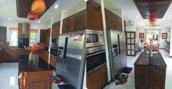 ขายบ้านสวยๆ 2 ชั้น ตกแต่งน่าอยู่ สามารถต่อยอดเป็นธุรกิจบ้านพักพูลวิลล่าได้ ยู่ฝั่งหาดบางเสร่ อ.สัตหีบ จ.ชลบุรี