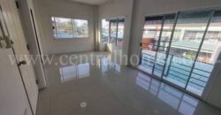 ทาวน์เฮ้าส์ เบลนด์ 789 เกาะจันทร์ – ชลบุรี หลังมุม ราคาถูกที่สุดในโครงการ