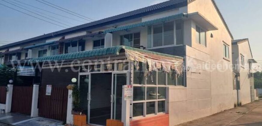 ทาวน์เฮ้าส์ เบลนด์ 789 เกาะจันทร์ – ชลบุรี หลังมุม ราคาถูกที่สุดในโครงการ