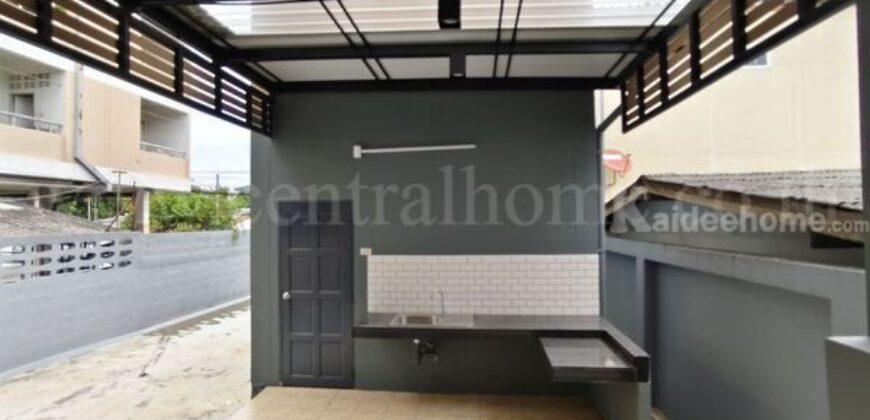 บ้านเดี่ยว 94 ตร.วา ซอยรามอินทรา 117 ใกล้รถไฟฟ้าสายสีชมพู สถานีบางชัน