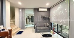 บ้านแฝด บ้านชานไม้ เดอะทาวน์ คลองสอง คลองหลวง ปทุมธานี หลังมุม