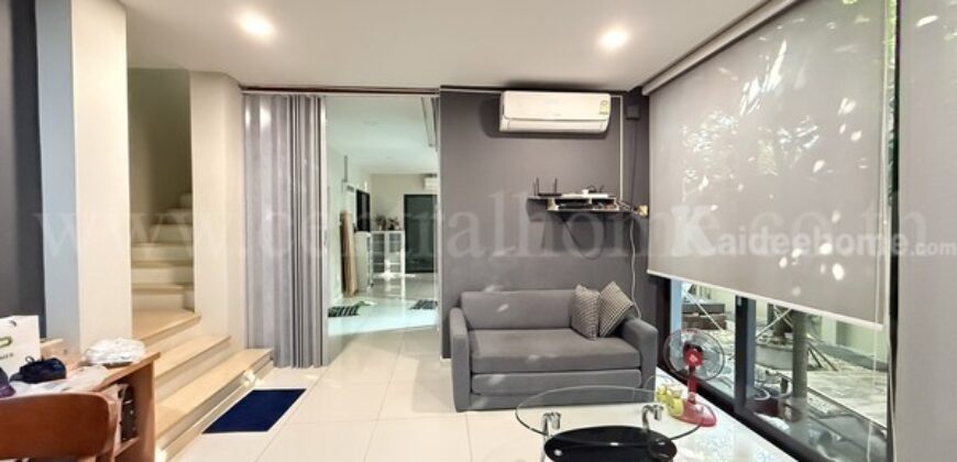 บ้านแฝด บ้านชานไม้ เดอะทาวน์ คลองสอง คลองหลวง ปทุมธานี หลังมุม