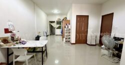 ทาวน์เฮ้าส์ ชั้นเดียว บ้านกลางเมือง พีพี 8 เมืองสุพรรณบุรี หลังมุม