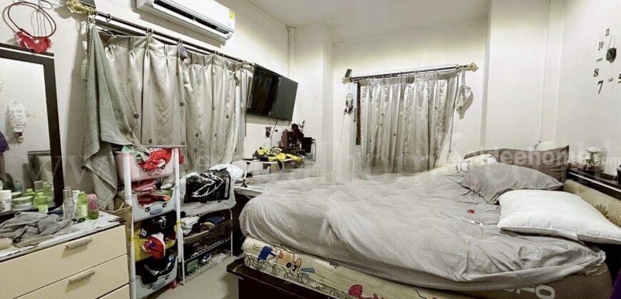 ทาวน์เฮ้าส์ ชั้นเดียว บ้านกลางเมือง พีพี 8 เมืองสุพรรณบุรี หลังมุม