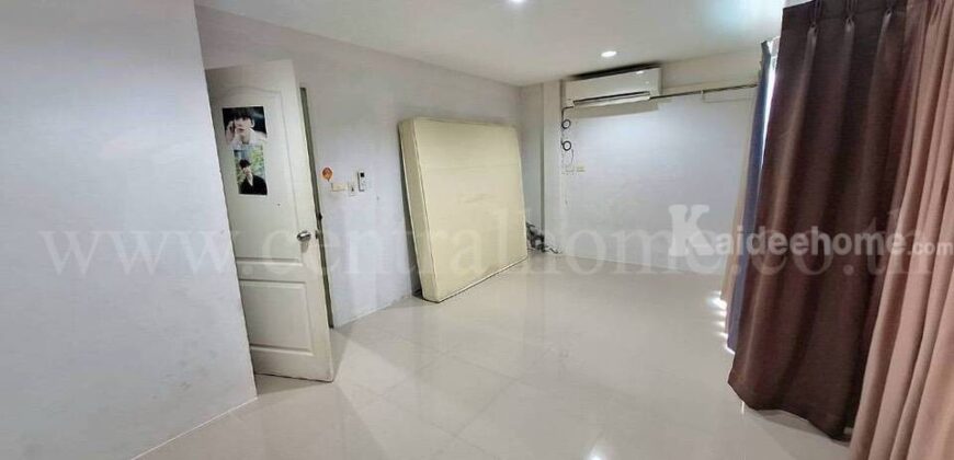 ทาวน์เฮ้าส์ ธาราศิริ โพรงมะเดื่อ ใกล้ แม็คโคร นครปฐม