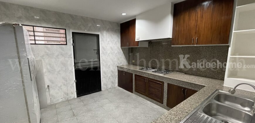 ทาวน์เฮ้าส์ อัศวินการ์เด้น จรัญสนิทวงศ์ 45 ใกล้ MRT บางขุนนนท์