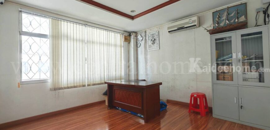 อาคารพาณิชย์ 4 ชั้นครึ่ง 2 คูหา ถนนพหลโยธิน (รังสิต – นวนคร) ใกล้ตลาดไท ถูกมาก