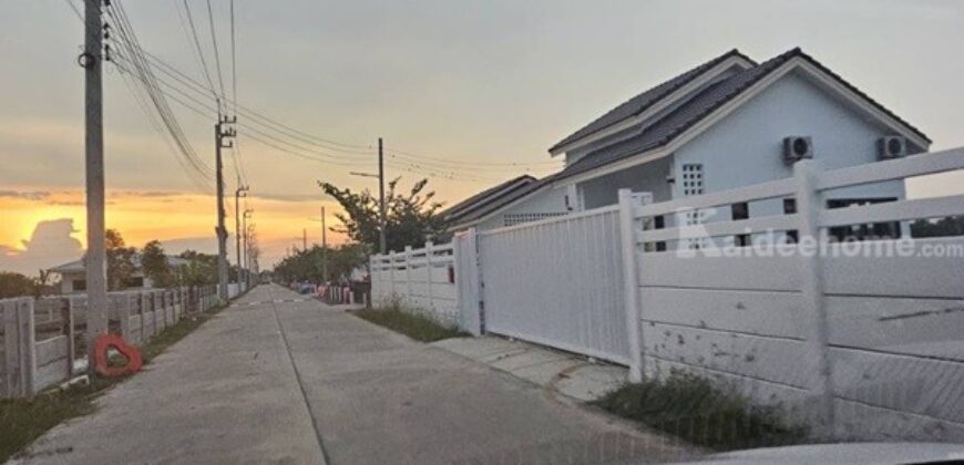 ขายที่ดิน 4 ไร่ 135 ตารางวา อ.ไทรน้อย จ.นนทบุรี หน้ากว้างติดถนนตัดใหม่ บรรยากาศดี โทร 065-365-4426