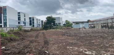 เช่า/ขายที่ดิน 4 ไร่ เศษ กิ่งแก้วซอย 19 ทำเลดี ใกล้ถนนใหญ่กิ่งแก้ว 8 เลน 200ม. สมุทรปราการ (ที่ดินสีแดง) โทร 081-8017208