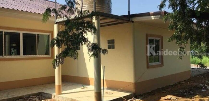 ให้เช่าบ้านเดี่ยว พื้นที่ 1 ไร่ อ.พนัสนิคม จ.ชลบุรี ใกล้ร้านสะดวกซื้อ 7/11 มินิบิ๊กซี โลตัส ซีเจ โทร 0879556066