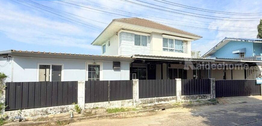 ขาย!! บ้านเดี่ยวหลังมุม เพอร์เฟค พาร์ค รังสิต ( ขนาด 84 ตร.ว. หน้าบ้านและข้างบ้านไม่ชนหลังอื่น ) ซ.บ้านกลาง2/5 ถ.ติวานนท์ เมืองปทุมธานี : Perfect Park Rangsit