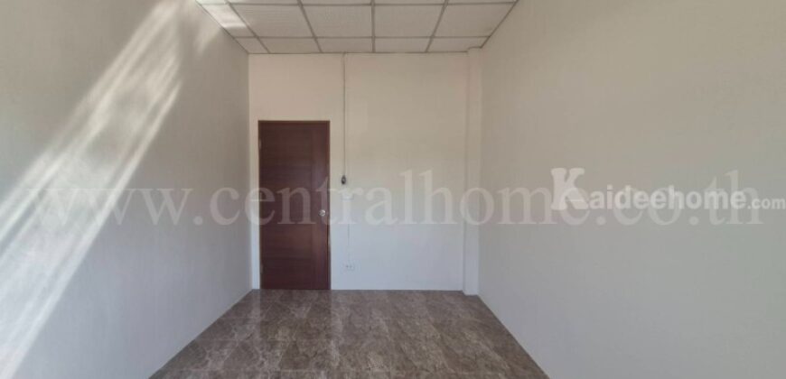 ทาวน์โฮม ฉัตรไพลิน ลาดหลุมแก้ว รีโนเวท พร้อมอยู่ ราคาถูก