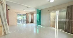ขาย!! บ้านเดี่ยวหลังมุม เพอร์เฟค พาร์ค รังสิต ( ขนาด 84 ตร.ว. หน้าบ้านและข้างบ้านไม่ชนหลังอื่น ) ซ.บ้านกลาง2/5 ถ.ติวานนท์ เมืองปทุมธานี : Perfect Park Rangsit
