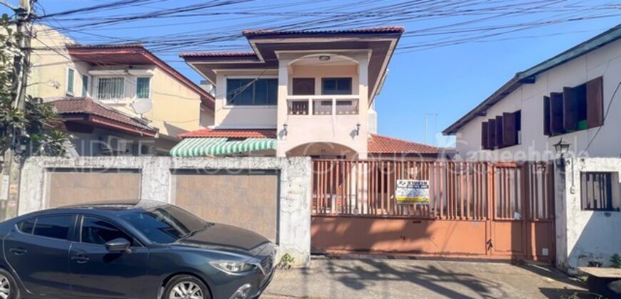 ขาย บ้านเดี่ยว ซอย นาคนิวาส 21 ถนน ลาดพร้าว 71 ราคาถูก