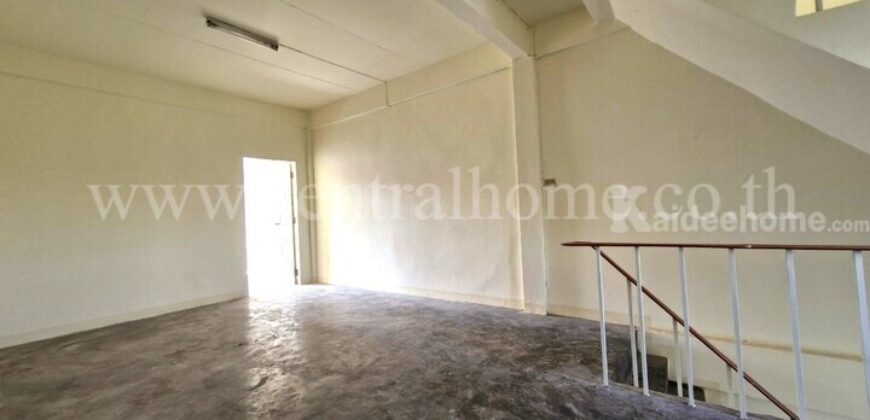 อาคารพาณิชย์ 4 ชั้น แยกปากเกร็ด นนทบุรี ทำเลดี ราคาถูก