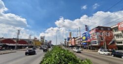 อาคารพาณิชย์ 3 ชั้นครึ่ง 3 คูหา ติดถนนเพชรเกษม ทำเลดี ราคาถูก