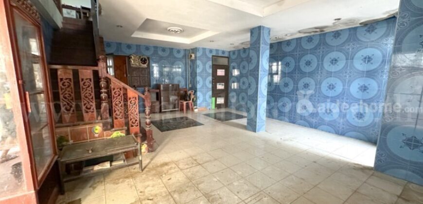 บ้านเดี่ยว 3 ชั้น สร้างเอง ถนนอรุณอมรินทร์ – บางกอกน้อย ใกล้ รพ.ศิริราช ขายถูกกว่าราคาประเมิน