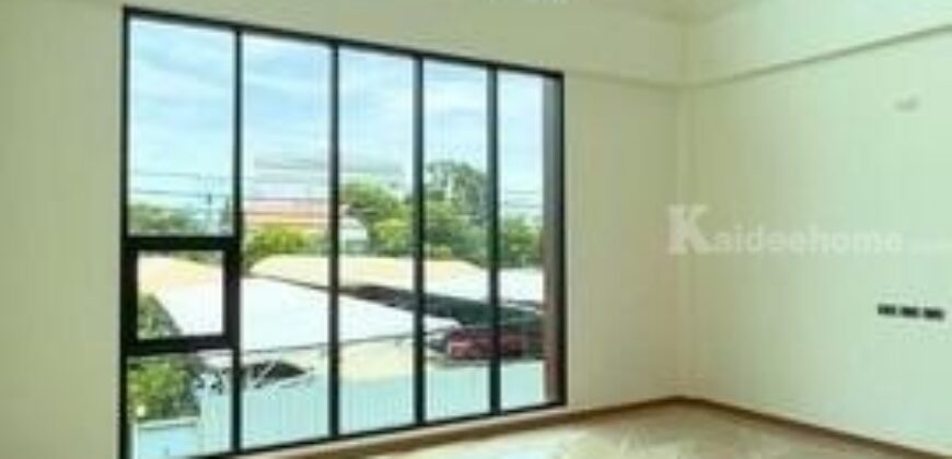 รหัสC6985 ให้เช่า ขายโฮมออฟฟิศ 3.5ชั้น ถนนนาคนิวาส ลาดพร้าว71โชคชัย4 ใกล้เซ็นทรัลอีสต์วิลล์