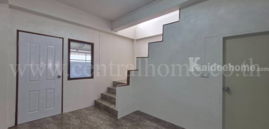 ทาวน์โฮม ฉัตรไพลิน ลาดหลุมแก้ว รีโนเวท พร้อมอยู่ ราคาถูก
