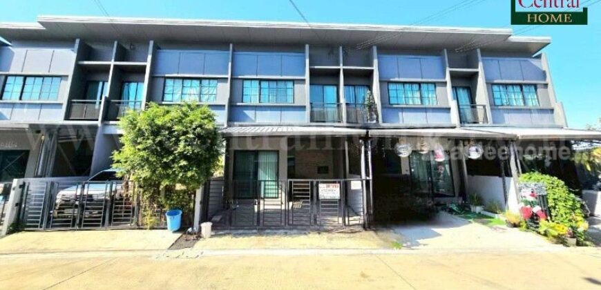 ทาวน์โฮม สิริ เพลส รังสิต เดินทางสะดวก ใกล้ทางด่วนบางพูน