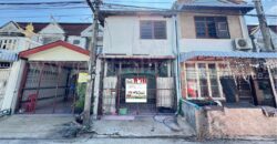 ทาวน์เฮ้าส์ รุ่งเรืองเฮ้าส์ พหลโยธิน 54 ใกล้ BTS สะพานใหม่