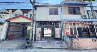 ทาวน์เฮ้าส์ รุ่งเรืองเฮ้าส์ พหลโยธิน 54 ใกล้ BTS สะพานใหม่