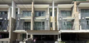 ทาวน์โฮม 3 ชั้น ทาวน์พลัส ประชาอุทิศ – ทุ่งครุ บ้านสวย พร้อมอยู่