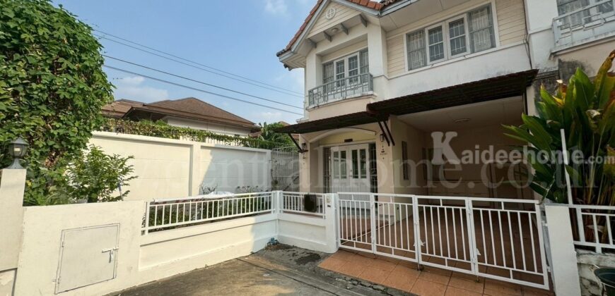 ทาวน์เฮ้าส์ บ้านเปี่ยมสุข งามวงศ์วาน 23 – ซอยวัดบัวขวัญ หลังริม ทำเลดี