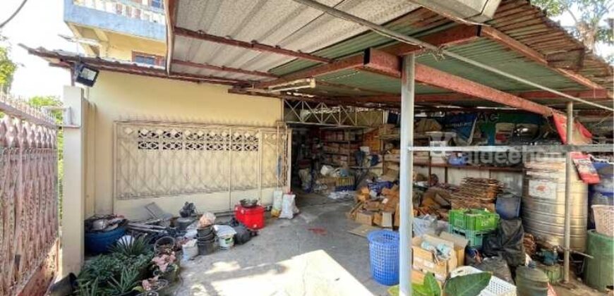 ขาย!! อาคารพาณิชย์ 3.5 ชั้น 2 คูหา ติดถนนบางบัวทอง – สุพรรณบุรี 340 (หลังมุม ขนาด 84 ตร.ว.) ถ.บางบัวทอง-สุพรรณบุรี บางบัวทอง นนทบุรี