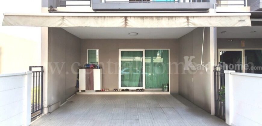 ทาวน์โฮม 3 ชั้น บ้านกลางเมือง สวนหลวง หลังริม ราคาถูกที่สุดในโครงการ