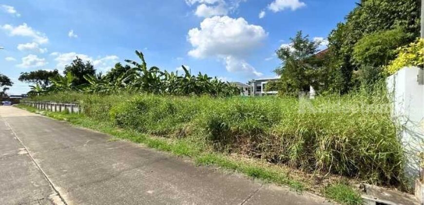 ที่ดินจัดสรรถมแล้ว 85 ตร.ว. ม.ชวนชื่นกอล์ฟ อเวนิว กรุงเทพฯ-ปทุมธานี ติดสนามกอล์ฟ Flora Ville Golf & Country Club ใกล้แยกบางคูวัด โรบินสันศรีสมาน เมืองทองธานี ปทุมธานี